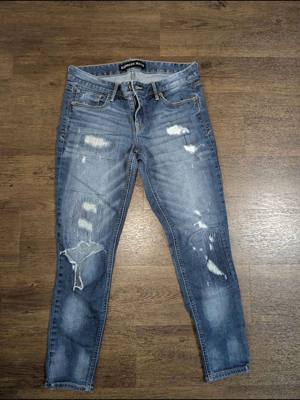 Express Jeans Distressed Dark Wash Woman's Size 6 Skinny Blue Jeans Denim Pant